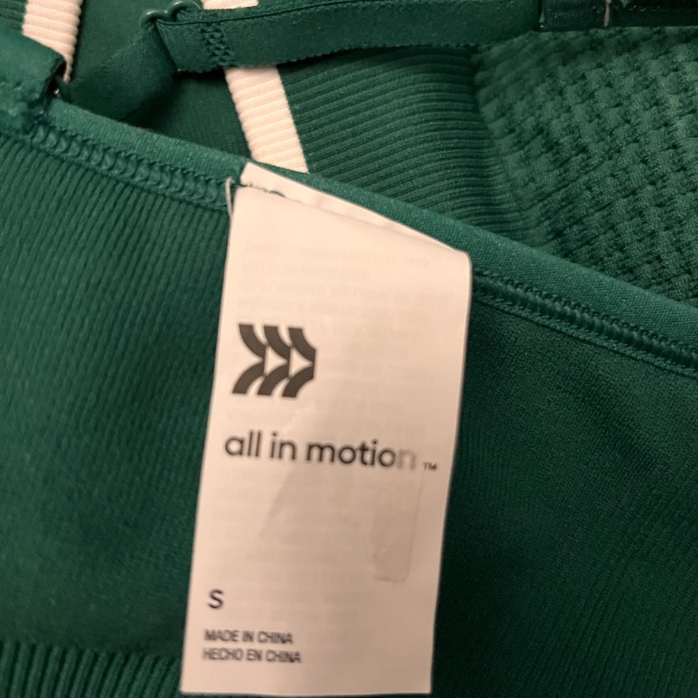 All in Motion Green Strappy Sports Bra - Picture 3 of 3
